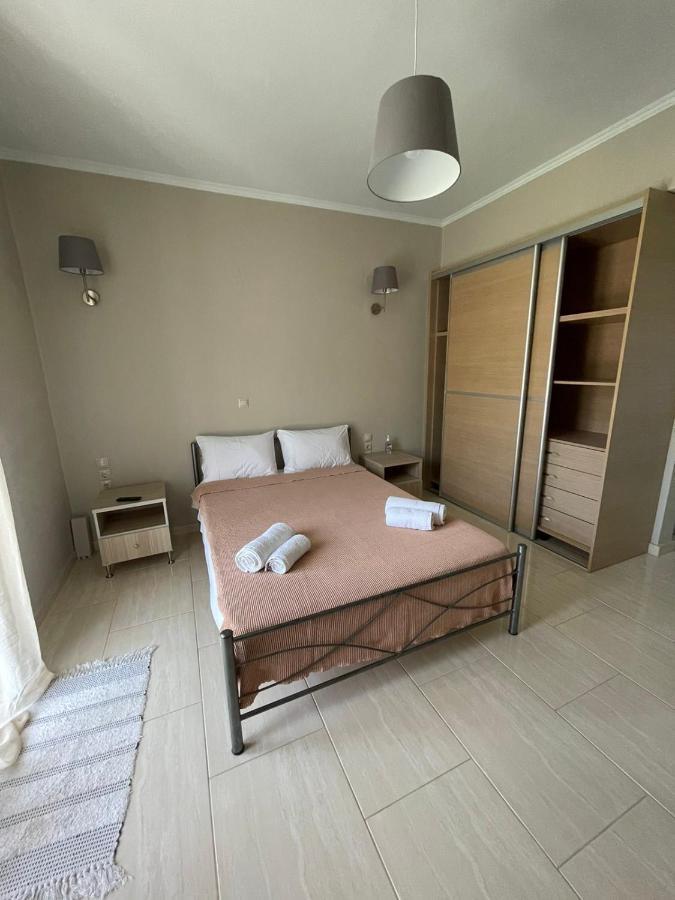 Apricus Apartments Apolpaina Екстер'єр фото